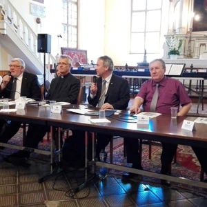 Discussion with guests of the General Bishop on the 5th Evangelical Church Days